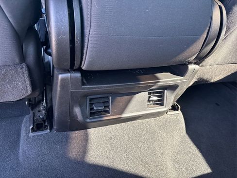 Used 2023 Chevrolet Silverado 1500 Custom image 30