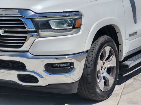 Used 2019 RAM 1500 Laramie AWD/4WD image 7