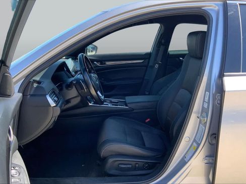 Used 2021 Honda Accord Sport image 8