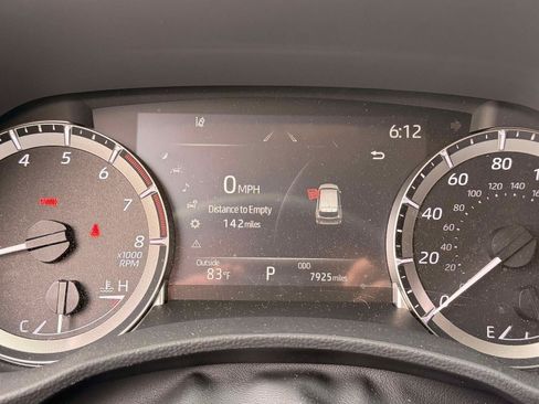 Used 2026 Toyota Highlander XLE AWD/4WD image 16