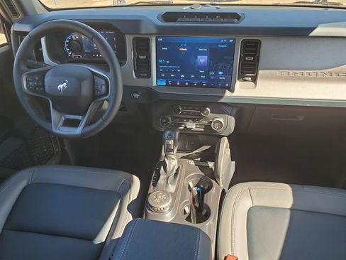 New 2024 Ford Bronco Outer Banks w/ Sasquatch Package image 35