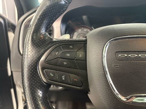 Used 2020 Dodge Charger SXT w/ Blacktop Package image 18