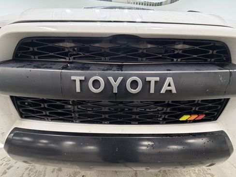 Used 2016 Toyota 4Runner TRD Pro image 32