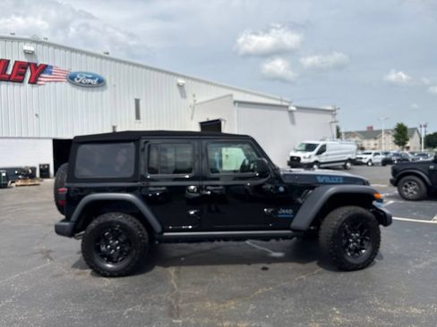 Used 2024 Jeep Wrangler Unlimited AWD/4WD image 51