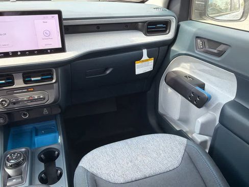 New 2026 Ford Maverick XLT image 20