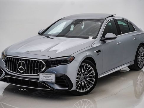 Used 2025 Mercedes-Benz E 53 AMG e 4MATIC Sedan image 3