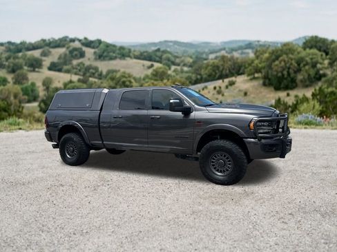 Used 2024 RAM 3500 Limited AWD/4WD image 12