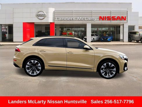 Used 2024 Audi Q8 Premium Plus AWD/4WD image 2
