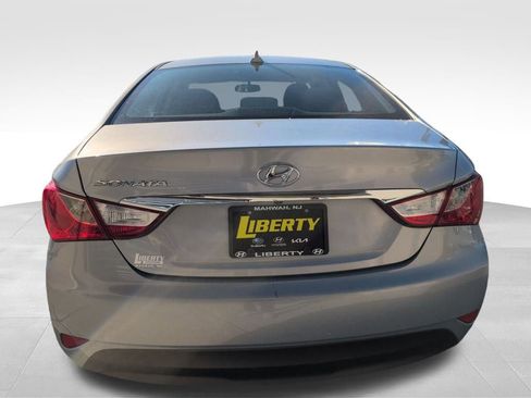 Used 2014 Hyundai Sonata GLS w/ Popular Equipment Group 2 image 4