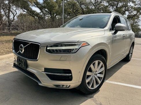Used 2016 Volvo XC90 T6 Momentum w/ Momentum Plus Package image 2
