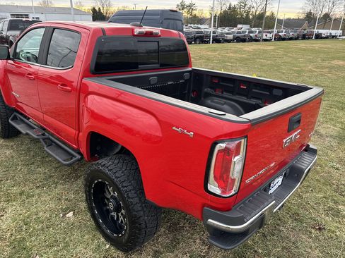 Used 2018 GMC Canyon SLE w/ SLE Convenience Package image 8