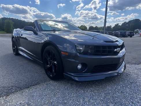 Used 2011 Chevrolet Camaro SS w/ LPO, Ground Effects Package RWD image 7