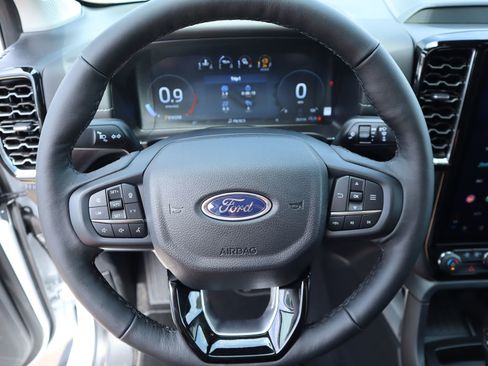 New 2026 Ford Ranger Lariat w/ FX4 Off-Road Package AWD/4WD image 3