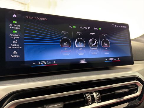 Used 2024 BMW M340i w/ Premium Package RWD image 25