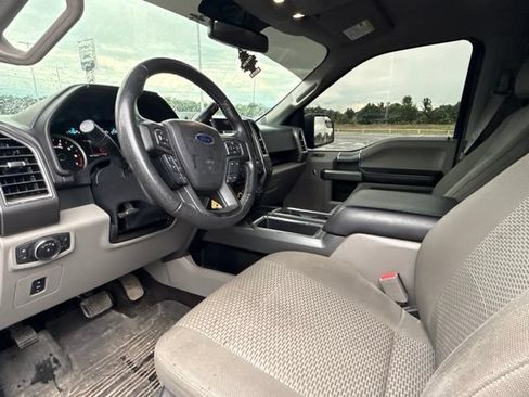 Used 2016 Ford F150 XLT w/ Equipment Group 302A Luxury AWD/4WD image 11