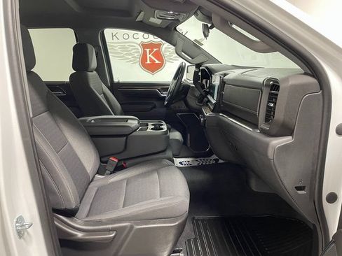Used 2023 Chevrolet Silverado 1500 LT AWD/4WD image 22