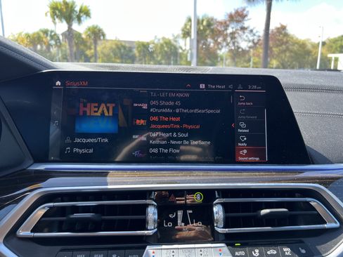 Certified 2023 BMW X5 xDrive40i w/ M Sport Package image 23