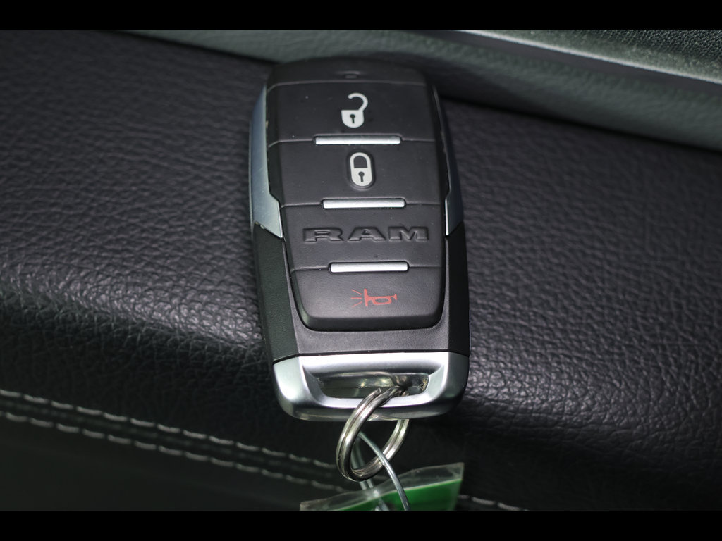 Used 2023 RAM 1500 Big Horn AWD/4WD image 14