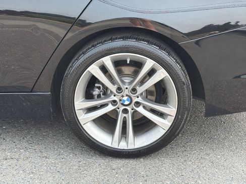 Used 2017 BMW 330i Sedan RWD image 4
