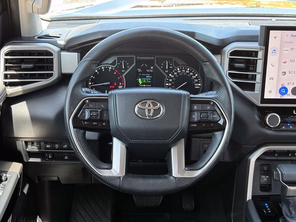 Used 2022 Toyota Tundra Limited w/ Power Package RWD image 16