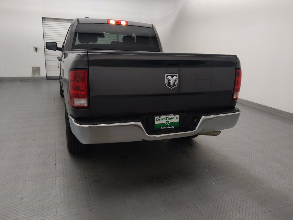 Used 2021 RAM 1500 Classic SLT RWD image 6
