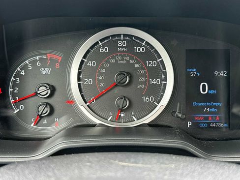 Used 2022 Toyota Corolla Cross LE AWD/4WD image 23