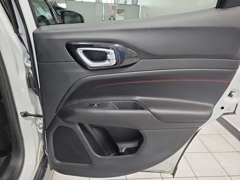 Used 2026 Jeep Compass Trailhawk AWD/4WD image 20