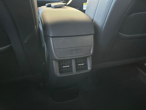 New 2026 Chevrolet Equinox LT w/ Convenience Package II image 22