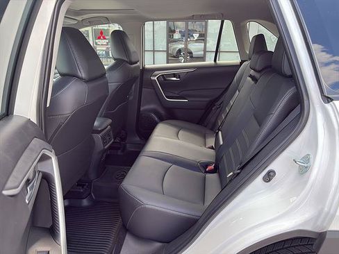 Used 2025 Toyota RAV4 XLE Premium w/ Weather Package AWD/4WD image 15