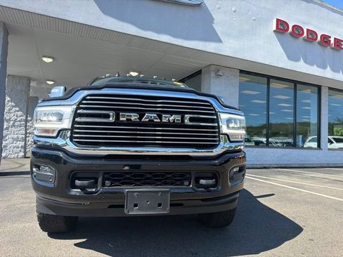 Used 2023 RAM 2500 Laramie AWD/4WD image 2