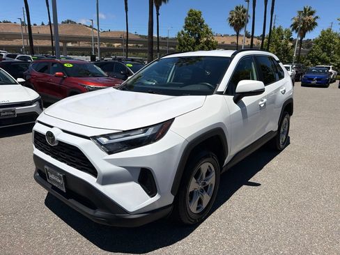 Used 2023 Toyota RAV4 XLE FWD image 1