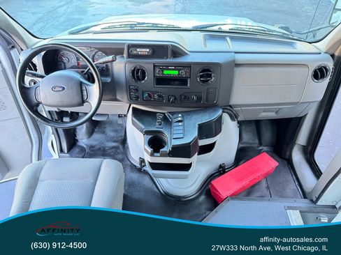 Used 2016 Ford E-350 and Econoline 350 Super Duty image 15