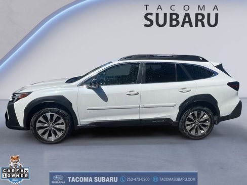 Used 2025 Subaru Outback Limited AWD/4WD image 2