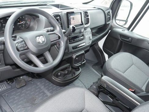 Used 2024 RAM ProMaster 3500 w/ Storage Group FWD image 15
