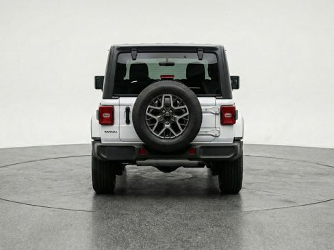 Used 2025 Jeep Wrangler Unlimited Sport AWD/4WD image 7