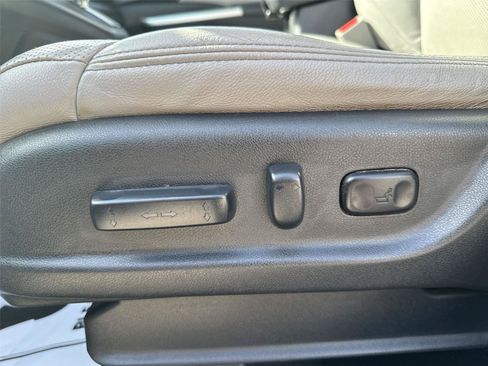 Used 2016 Honda CR-V EX-L image 11