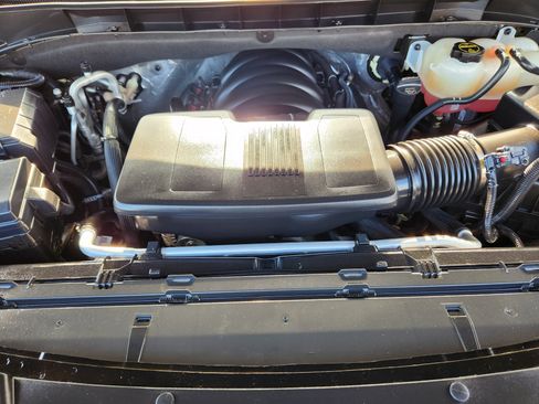 Certified 2024 Cadillac Escalade Sport w/ Touring Package image 33