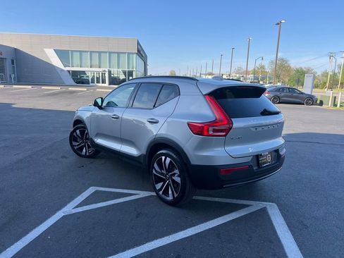 Used 2023 Volvo XC40 B5 Plus w/ Driver Assist Package image 4