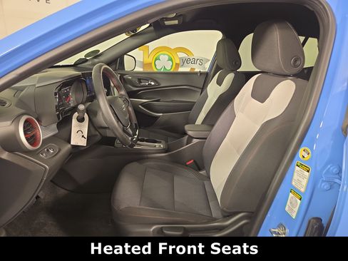 Certified 2024 Chevrolet Trax RS w/ Driver Confidence Package FWD image 11