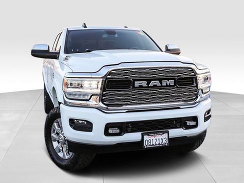 Used 2022 RAM 2500 Limited w/ Body Color Bumper Group AWD/4WD image 2
