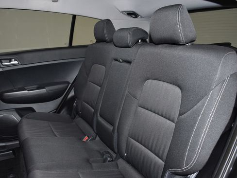 Used 2019 Kia Sportage LX FWD image 24