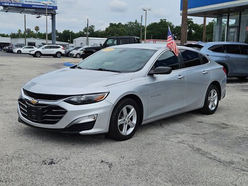 Used 2019 Chevrolet Malibu LS FWD image 4