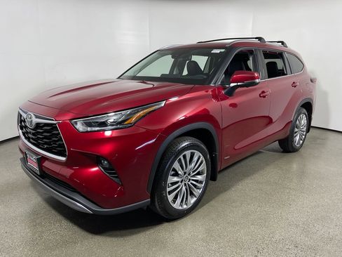New 2026 Toyota Highlander Platinum AWD/4WD image 7