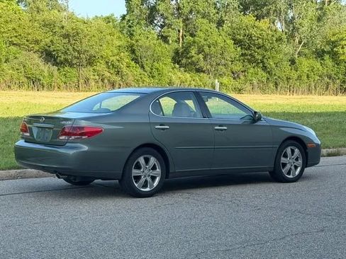 Used 2005 Lexus ES 330 FWD image 38