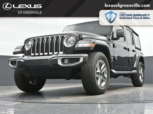 Used 2022 Jeep Wrangler Unlimited Sahara image 9