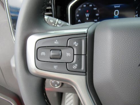 Used 2025 Chevrolet Silverado 1500 LT image 23