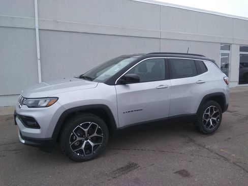 New 2026 Jeep Compass Limited AWD/4WD image 2