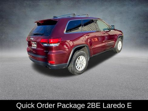 Used 2020 Jeep Grand Cherokee Laredo image 6