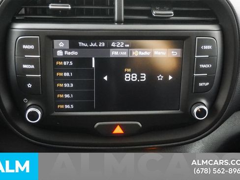 Used 2025 Kia Soul LX w/ LX Technology Package FWD image 30