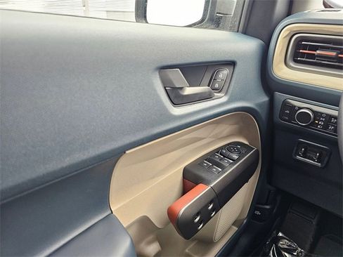 New 2025 Ford Maverick Lariat w/ 4K Tow Package image 28